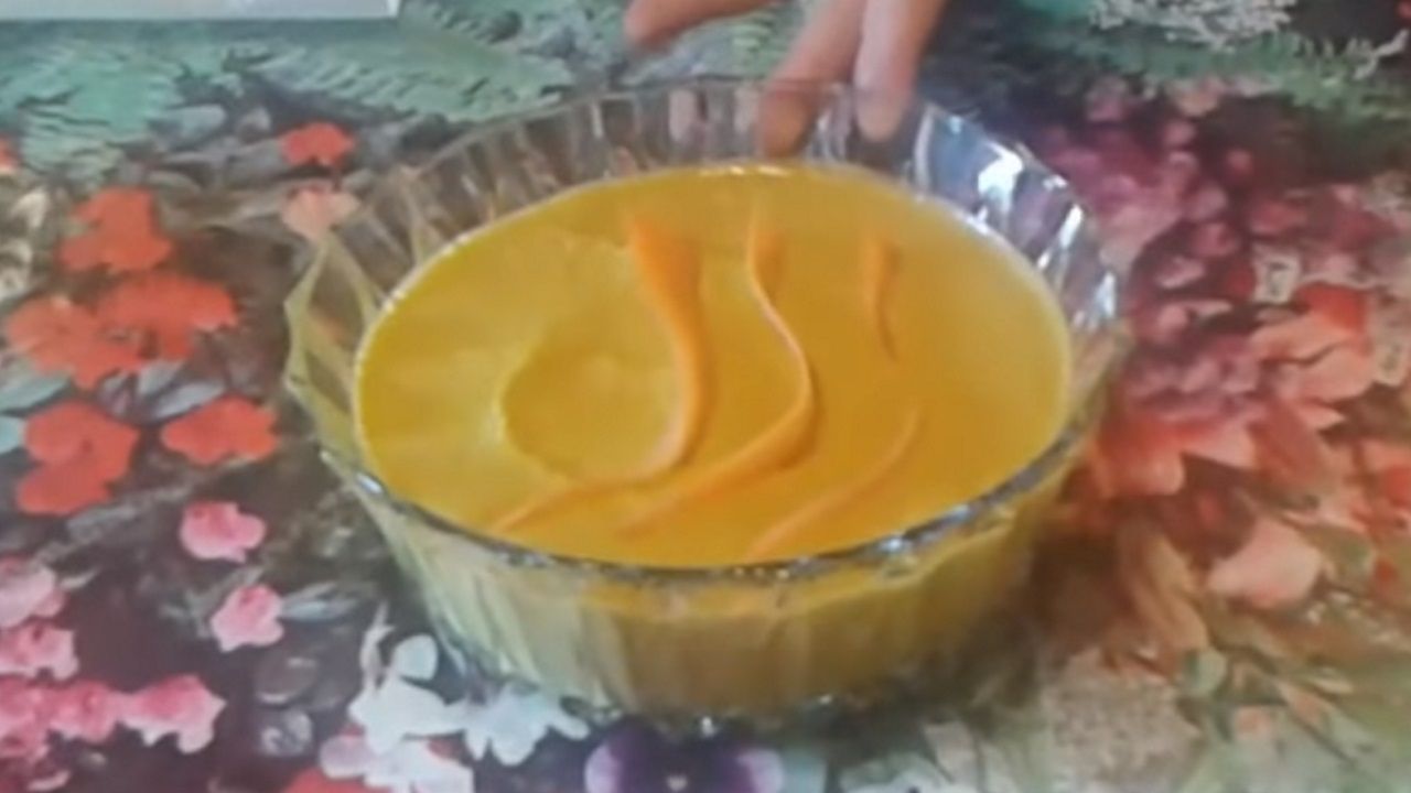 Crema de zanahoria casera con aguacate
